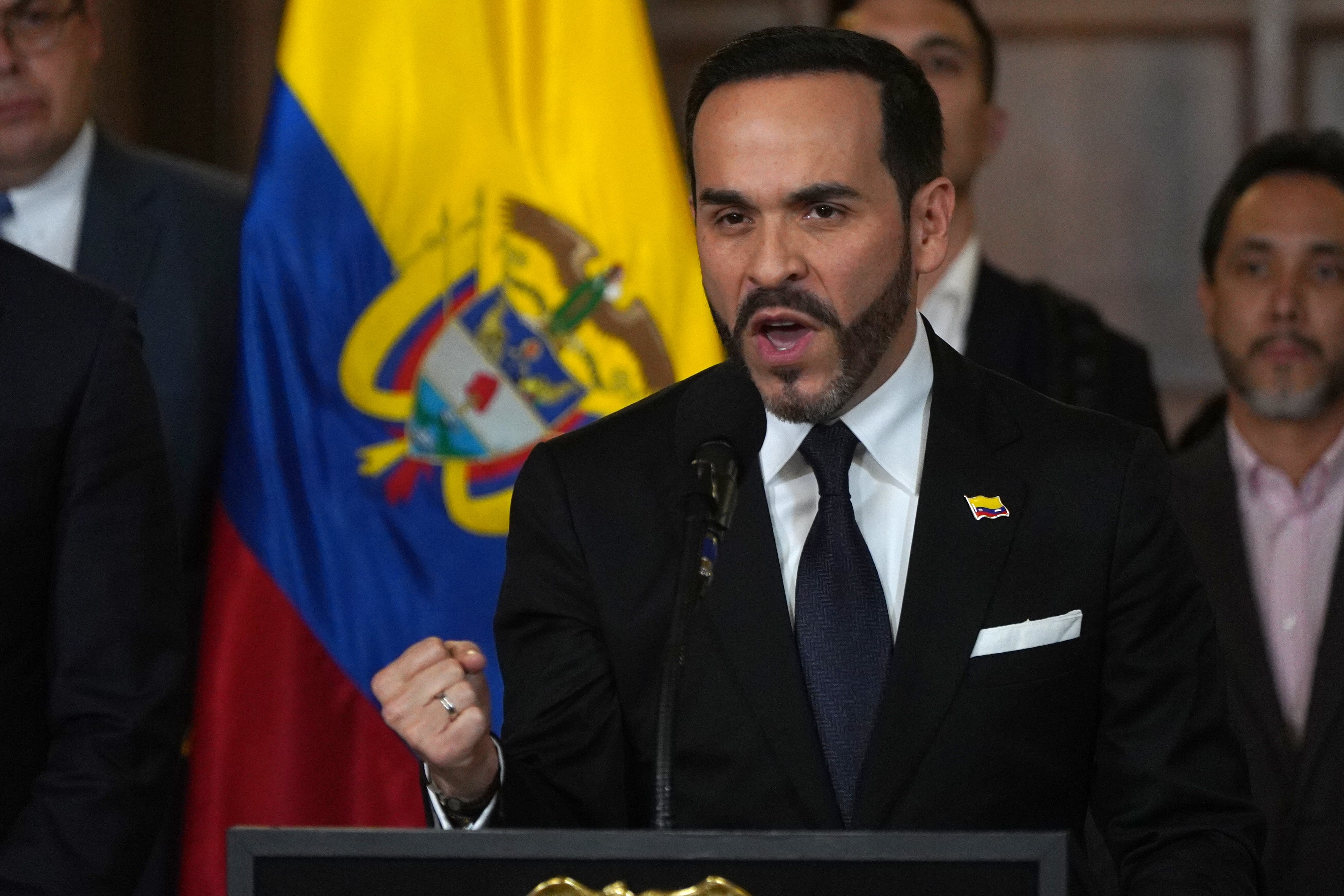 Los primeros 15 días del Gobierno indolente de Abelardo de la Espriella