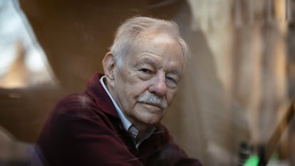 Eduardo Mendoza, en Barcelona en enero de 2024.