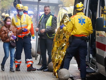 El choque de trenes en la estación de Montcada i Reixac, en imágenes