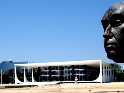 A fachada do STF, em Brasília.