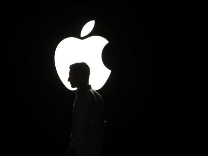 En la imagen, el logo de la marca tecnol&oacute;gica estadounidense, Apple.