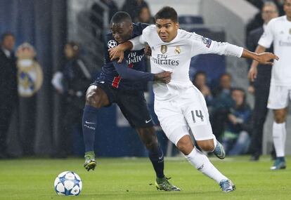 El centocapista francés del Paris Saint-Germain, Matuidi, compite con Casemiro.