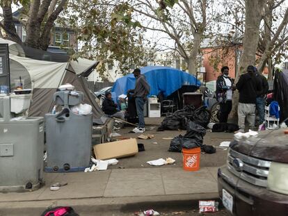 Un campamento de tiendas de campaña en Oakland, en la bahía de San Francisco.