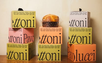 Los panettone Pavolucci en sus cajas en la tienda de las hermanas Chiara y Francesca. 