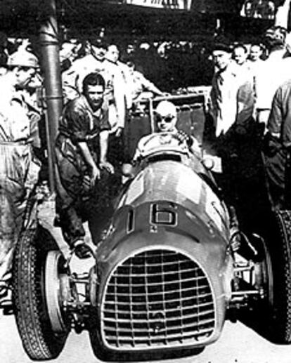 Juan Manuel Fangio, con un <b>Ferrari.</b>