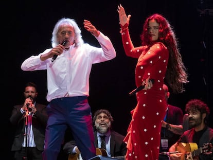 Rosalía y Capullo de Jerez, el viernes en el auditorio Rocío Jurado de Sevilla.