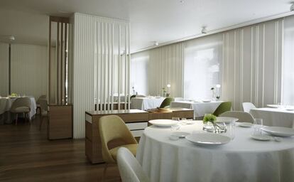 Comedor de El Portal, de los arquitectos María José de Blas y Rubén Picado.