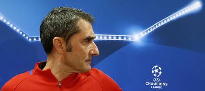 Valverde, durante la rueda de prensa antes del Sporting.