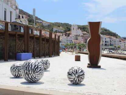 Algunas de las intervenciones artísticas del TRAMUNTANart en El Port de la Selva.