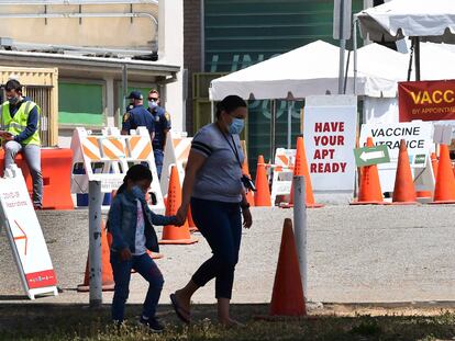 Centro de vacunación en Los Ángeles (California), el 27 de abril.