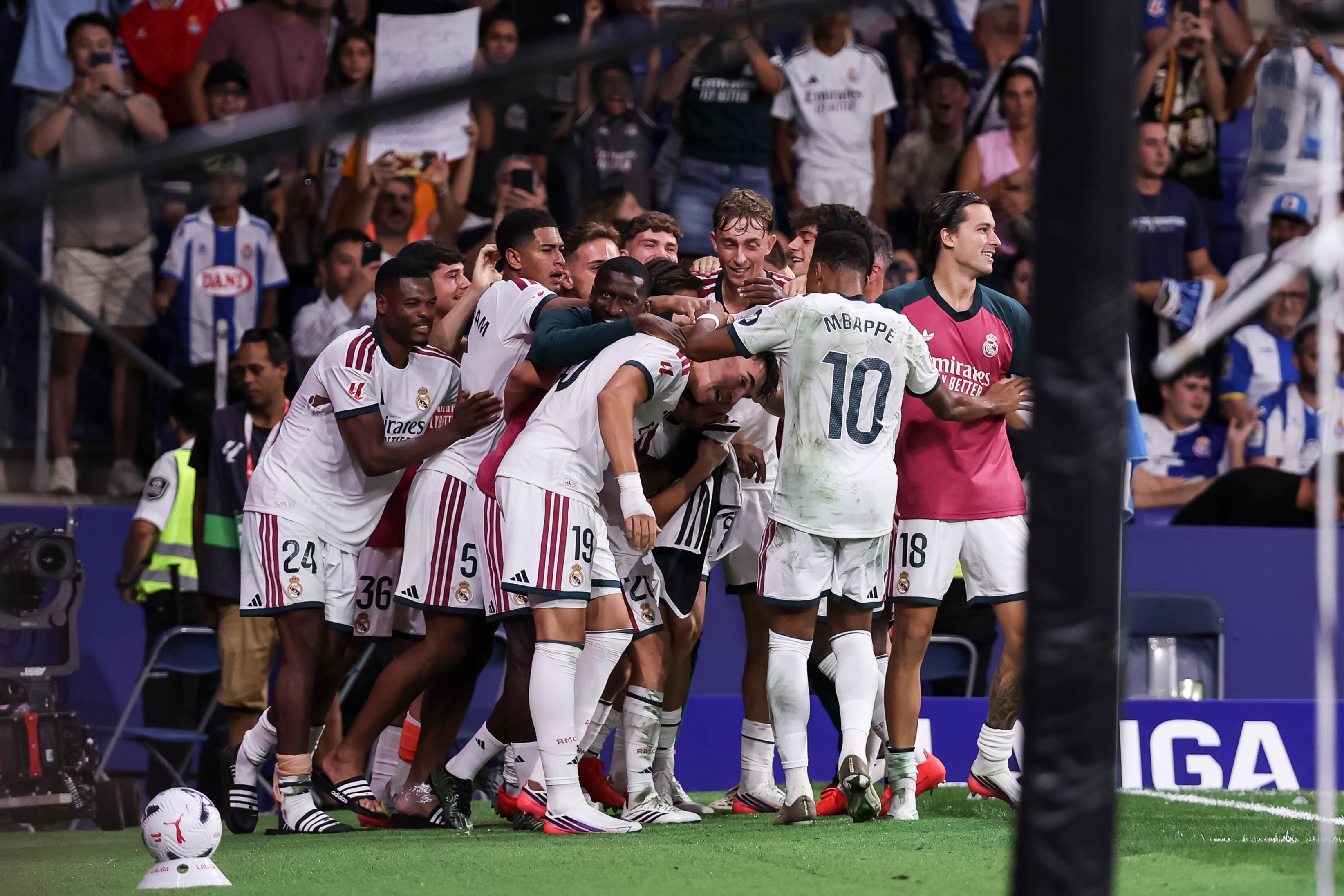 El Madrid se adelanta, pero el Espanyol le arrebata una victoria que parecía segura