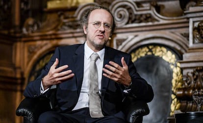 Bernhard Schölkopf, científico computacional de la Universidad de Tübingen, durante la ceremonia de entrega de los premios Körber en septiembre de 2019. 