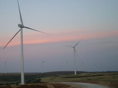 Parque e&oacute;lico gestionado por Eolia.