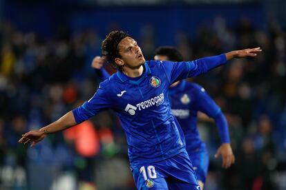 Enes Ünal celebra uno de sus dos goles en el último Getafe-Levante  (3-0).