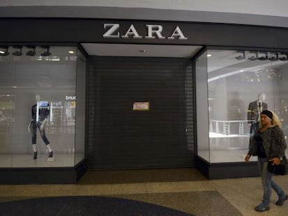 Una tienda de Zara clausurada en Caracas, en una imagen de 2019.