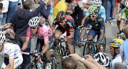 Rigoberto Uran seguido de Cadel Evans y de Nairo Quintana. 