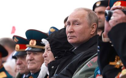 El presidente de Rusia, Vladímir Putin, en un desfile militar de 2022 en Moscú. 