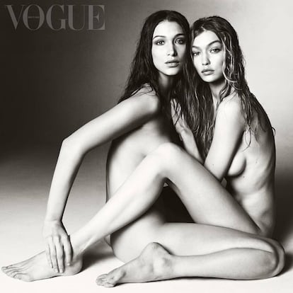 Bella, y, a la derecha, Gigi Hadid, fotografiadas por Steven Meisel para el número de marzo de la edición británica de 'Vogue'.