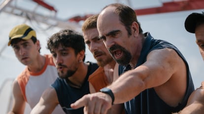 Álex Monner, Ramón Ródenas, Víctor Clavijo y Luis Tosar, en una imagen de 'La ley del mar' cedida por la productora.