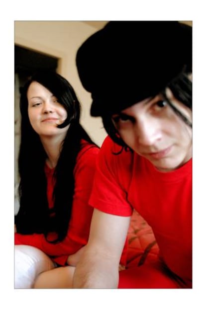 Meg White y Jack White, de The White Stripes, en Ámsterdam en 2003. Su 'Seven nation army' es coreado cada vez que hay un gol en muchos estadios del mundo.