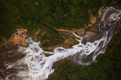 A represa Cantareira, na Bragança Paulista, apresenta o pior nível da sua história: 3,5%.