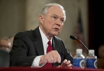 El fiscal general Jeff Sessions, durante las audiencias de confirmación del pasado enero.
