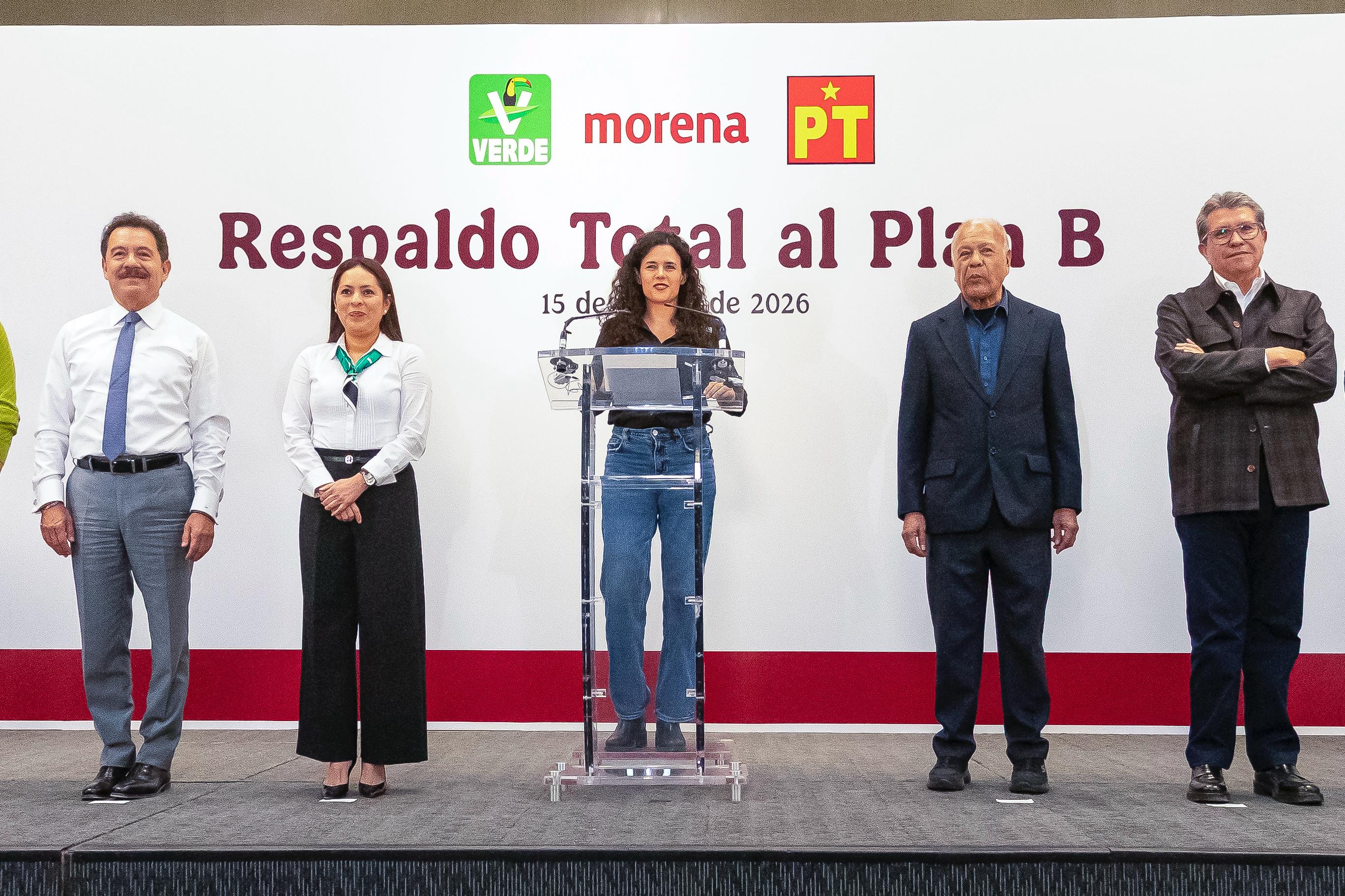 Sheinbaum compromete a sus aliados a votar a favor de la reforma electoral con un acuerdo firmado