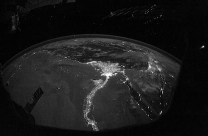 Las luces de El Cairo (Egipto), capturadas desde la Estación Espacial Internacional.
