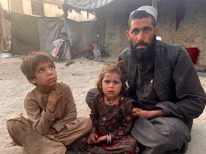 The Qurban family lives in an adobe house in a rural village in Helmand province. The head of the family, Rasua, will sell his three-year-old daughter Afshin because he was accumulating too many debts.