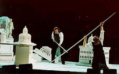 Una escena de <i>El oro del Rin</i>, dirigido por Willy Decker, que se presenta a partir del día 28 en el Teatro Real.