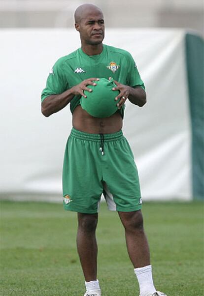 Assunção,  durante un entrenamiento del Betis.