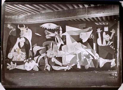 La comisaria de la exposición, Catherine Coleman, ha destacado el valor histórico de las fotografías de la surrealista Doora Maar sobre el proceso creativo del <i>Guernica</i> de Picasso, expuestas en la sala seis, en el eje del museo donde se encuentra el lienzo del pintor malagueño.