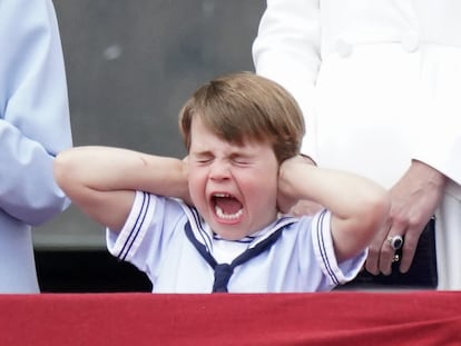 El príncipe Louis reacciona en el balcón del Buckingham Palace durante la celebración del Jubileo de Platino.