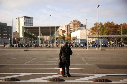 L'estació de Sants de Barcelona en la jornada de vaga de taxis.