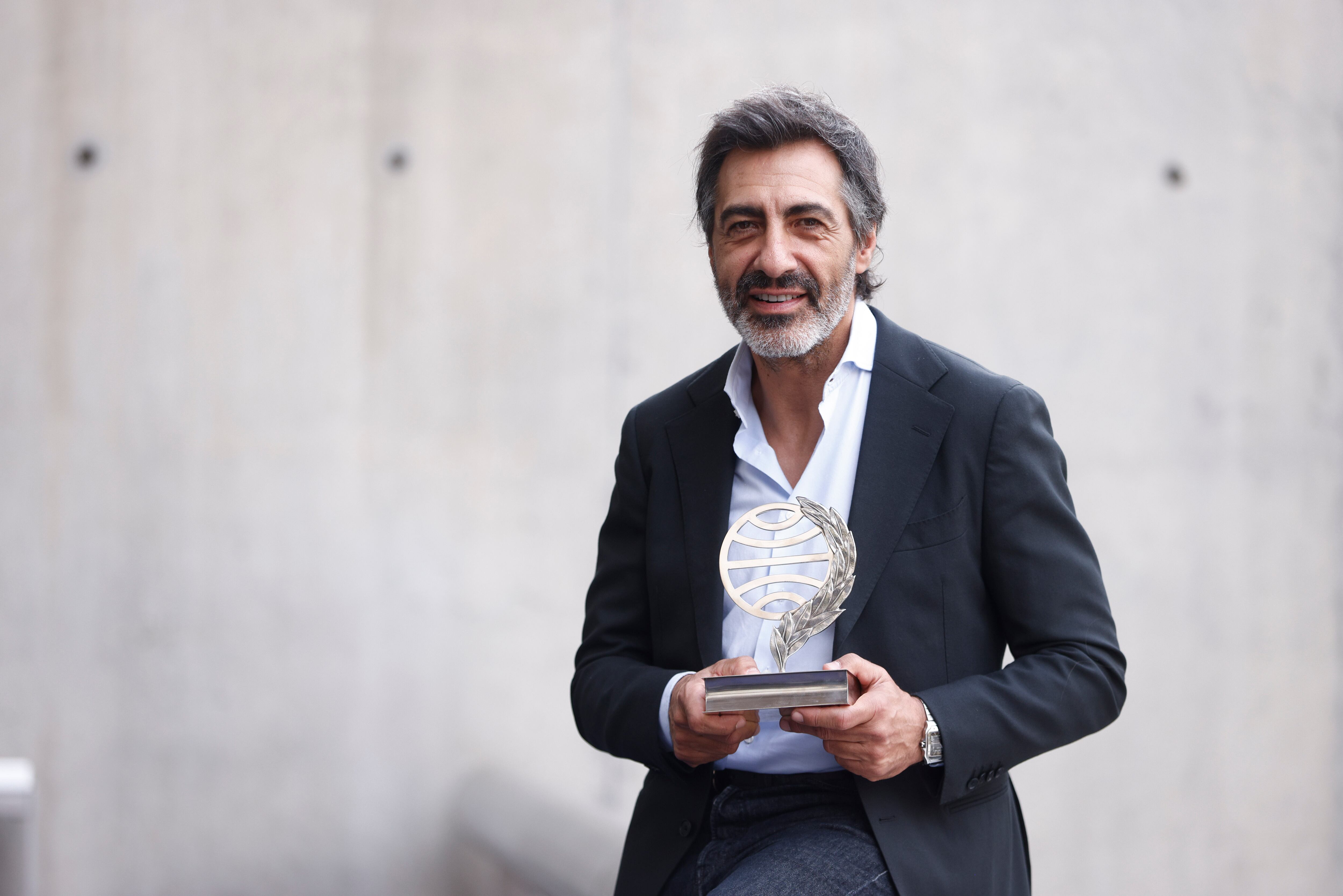 Juan del Val, tras ganar el Planeta: “Es muy de España que una supuesta élite intelectual descalifique las novelas que se venden”