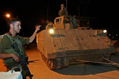 El Ejército israelí abandona la franja de Gaza en la mañana del lunes.