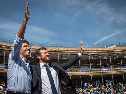 El presidente del PP en Comunidad Valenciana, Carlos Mazón, en el acto de clausura de la Convención Nacional del PP, en la Plaza de Toros de Valencia el pasado 3 de octubre