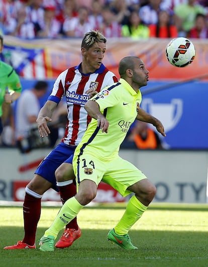 Fernando Torres con Mascherano