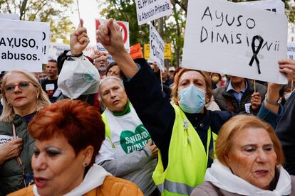 La protesta ha arrancado con cuatro columnas avanzando desde diferentes puntos de la capital para confluir en una gran movilización en Cibeles. 