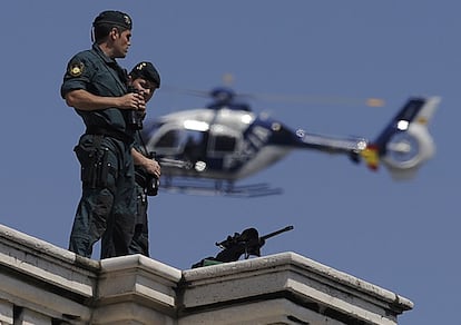 Detalle del despliegue de seguridad en el Palacio Real