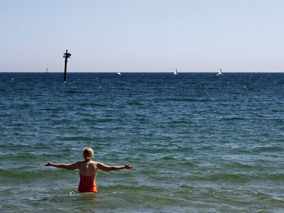 Una bañista en Barcelona