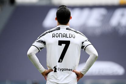Crisiano Ronaldo en un encuentro de la Juventus contra el Génova en abril de 2021.
