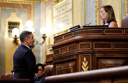 El líder de Vox, Santiago Abascal, y la presidenta del Congreso, Francina Armengol.