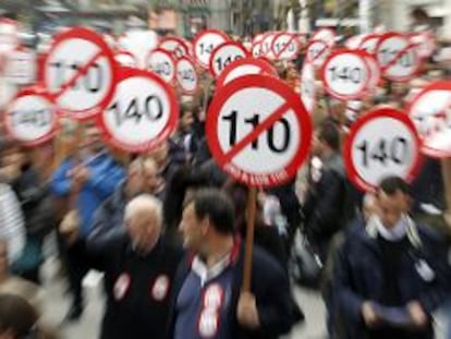 Manifestación en Sol contra la limitación a 110 en las carreteras (ARCHIVO).