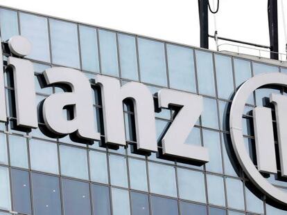 Popular sigue pasando factura a la filial española del grupo Allianz