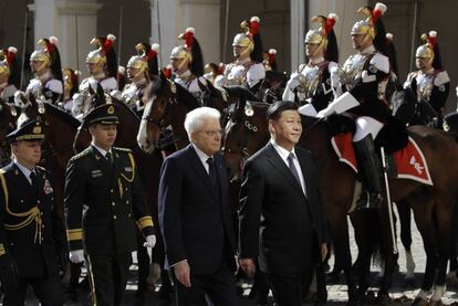 El presidente de Italia, Sergio Mattarella, y el líder chino, Xi Jinping, en el Palacio del Quirianal el viernes. 