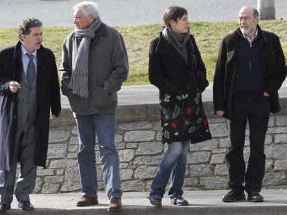 Fernández Lores, Vázquez, Pontón, García y Jorquera, ayer en Santiago.