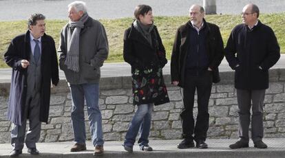 Fernández Lores, Vázquez, Pontón, García y Jorquera, ayer en Santiago.