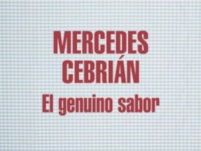 Mercedes Cebrián sobre fondo neutro