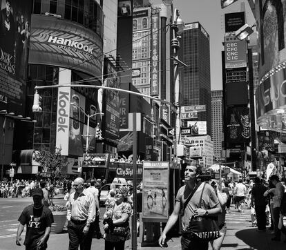 
Imagen sin título del libro 'New York Memories', publicado por Ivorypress, donde los recuerdos del escritor Bob Colacello se alían con la fotografía de David Jiménez para aportar dos visiones complementarias de una ciudad construida a base de mitos